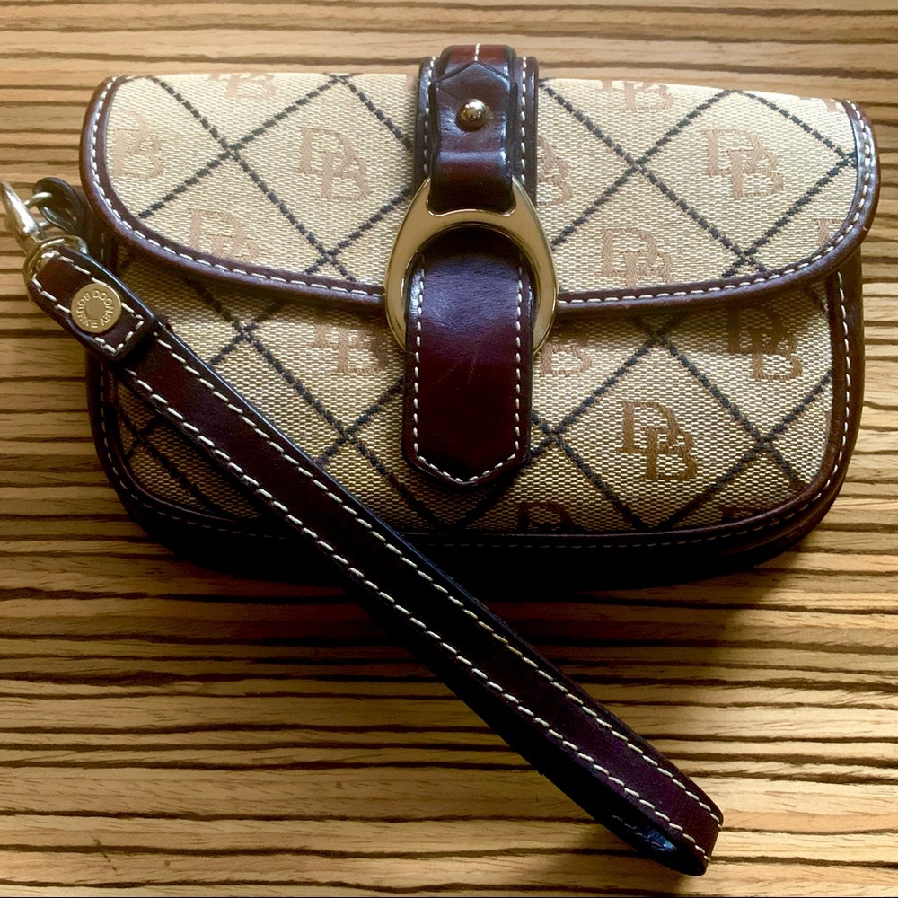 DOONEY & BOURKE | TAN JACQUARD AND LEATHER | WRISTLET